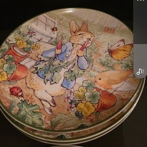 Set of 4 Williams Sonoma Peter Rabbit Salad Plates